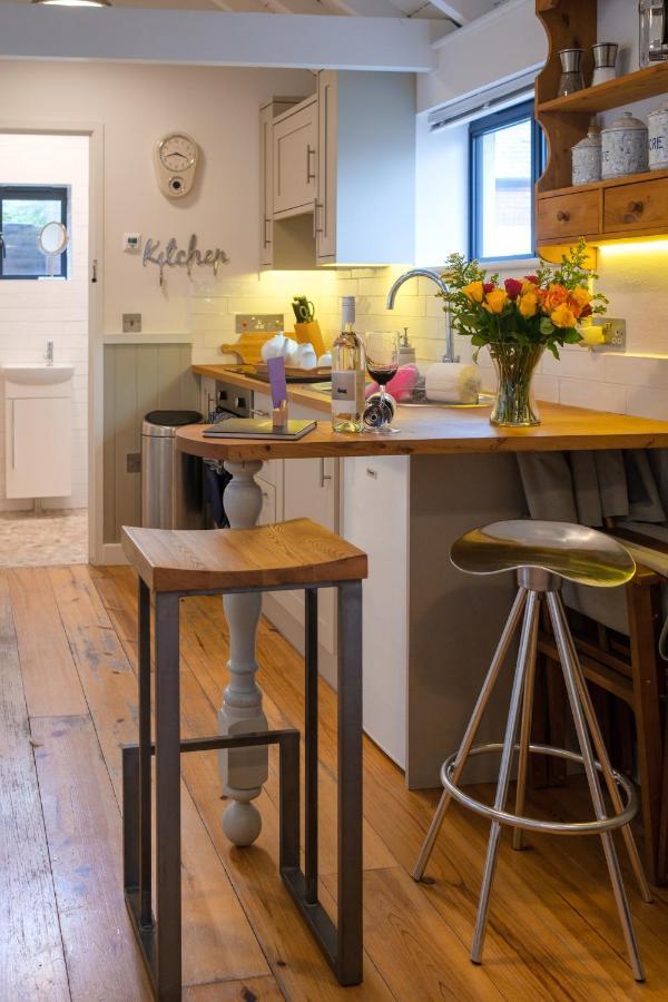 Old Fire Station - Quaint And Quirky Little Home Brandon  Exteriér fotografie